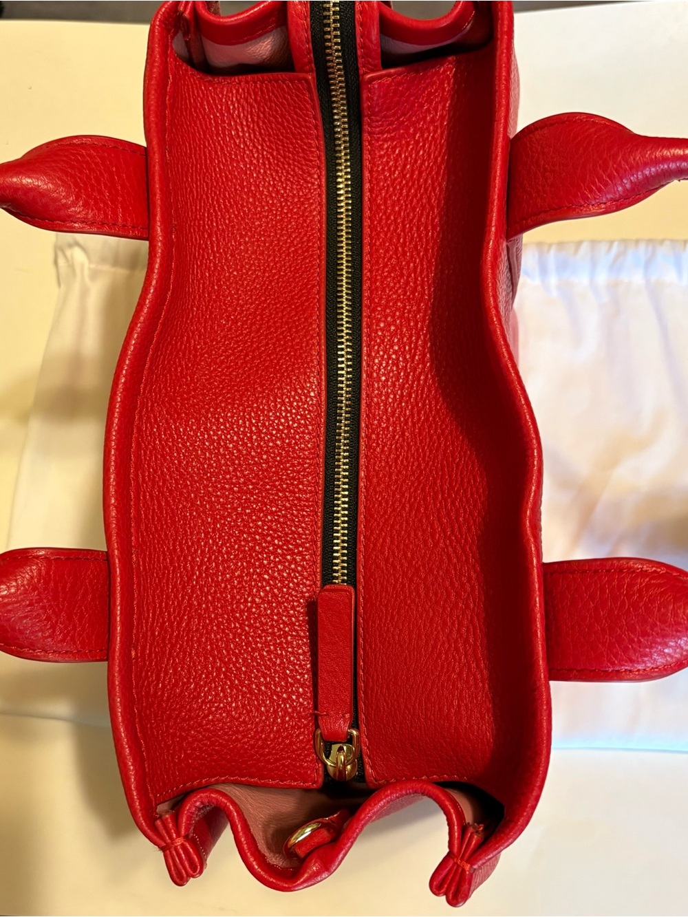 Marc Jacobs The Tote Bag red leather medium